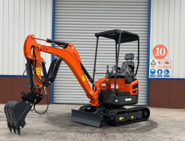 1.5T Mini Excavator - Walter Equipment